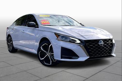 2025 Nissan Altima SR FWD