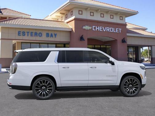 White 2026 Chevrolet Suburban High Country, 4WD