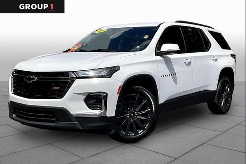 Summit White 2023 Chevrolet Traverse RS