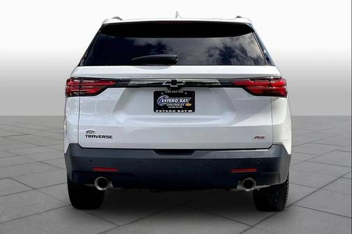 White 2023 Chevrolet Traverse RS