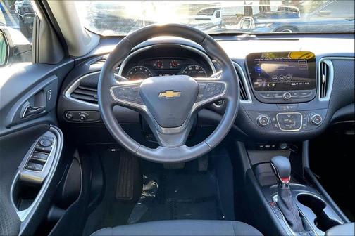 2022 Chevrolet Malibu FWD RS