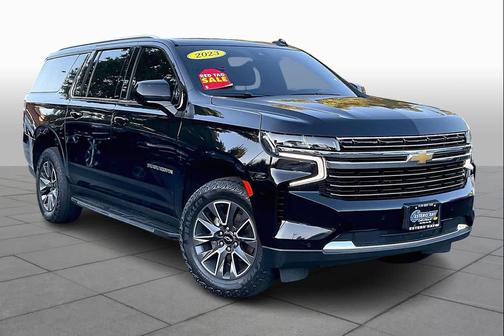 2023 Chevrolet Suburban LT