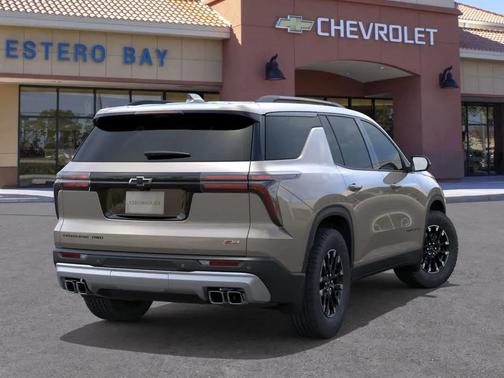 Gray 2026 Chevrolet Traverse AWD Z71