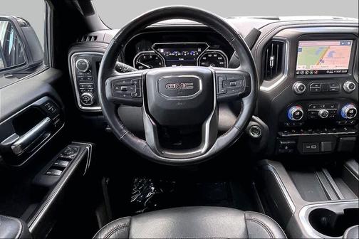 White 2021 GMC Sierra 1500 AT4