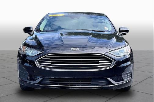 Black 2020 Ford Fusion Hybrid SE