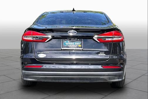 Black 2020 Ford Fusion Hybrid SE
