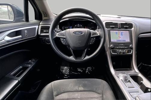 Black 2020 Ford Fusion Hybrid SE