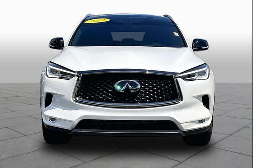 White 2021 INFINITI QX50 LUXE