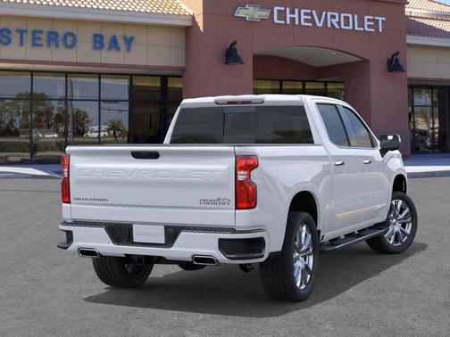 Polar White Tricoat 2026 Chevrolet Silverado 1500 High Country