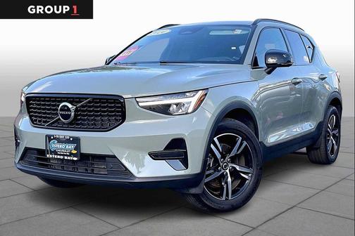 2024 Volvo XC40 B5 Core Bright Theme