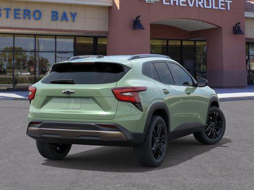 Green 2026 Chevrolet Trax FWD ACTIV
