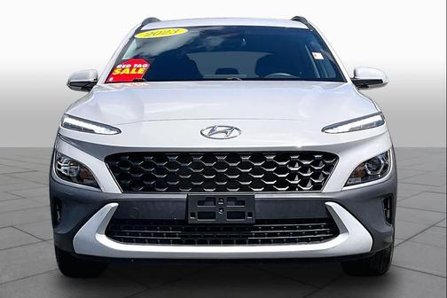 Silver 2023 Hyundai KONA SEL