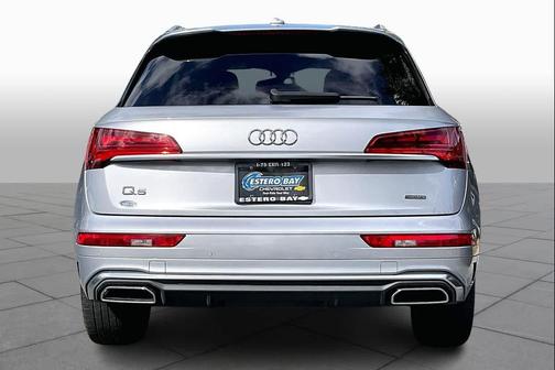 2022 Audi Q5 45 S line Premium Plus
