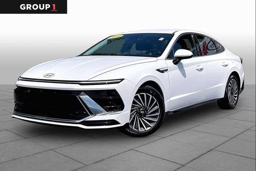 White 2024 Hyundai SONATA Hybrid SE