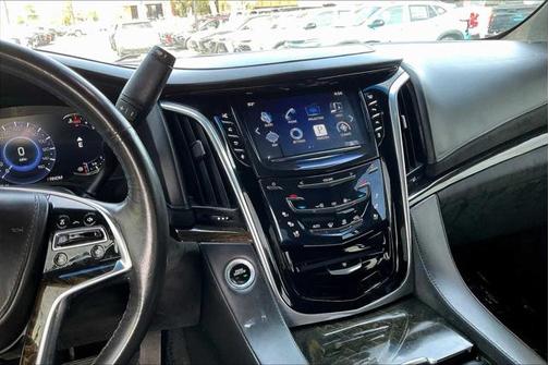 2016 Cadillac Escalade Platinum