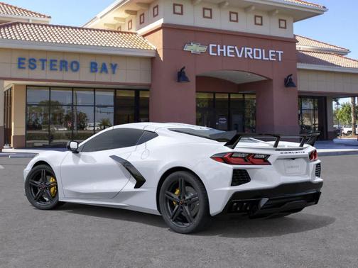 2026 Chevrolet Corvette Stingray w/1LT