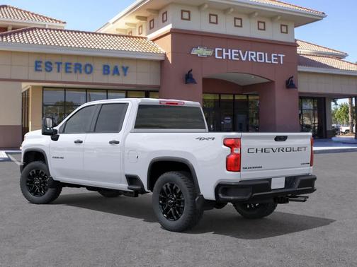 GAZ/SUMMIT WHIT 2026 Chevrolet Silverado 2500 Custom