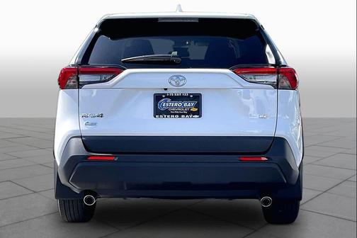 Ice Cap 2025 Toyota RAV4 LE