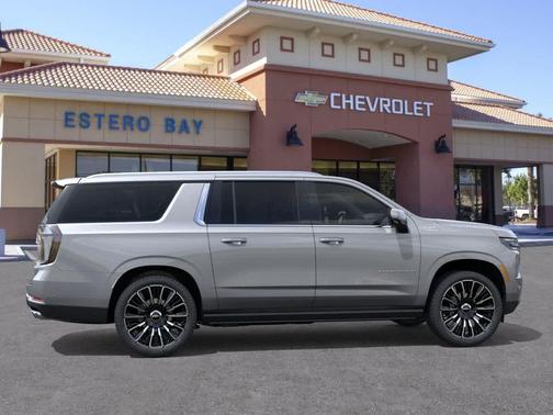 Sterling Gray Metallic 2026 Chevrolet Suburban High Country, 4WD