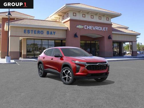 GAS/APEX RED 2026 Chevrolet Trax FWD 1RS