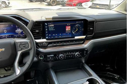 2025 Chevrolet Silverado 3500 LT
