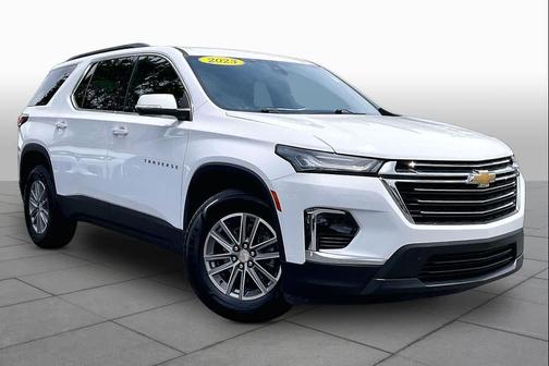 Summit White 2023 Chevrolet Traverse LT Cloth
