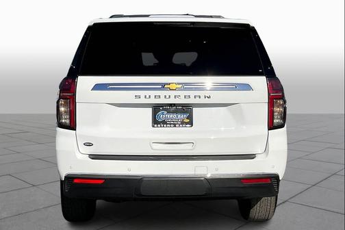 2023 Chevrolet Suburban LS