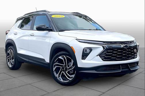 White 2025 Chevrolet Trailblazer RS