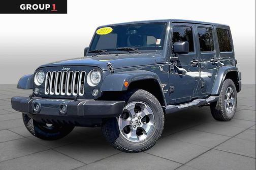 Gray 2017 Jeep Wrangler Unlimited Sahara