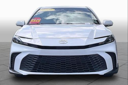 Ice Cap 2026 Toyota Camry SE