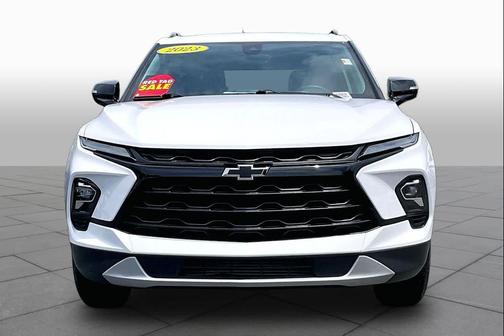 White 2023 Chevrolet Blazer 3LT