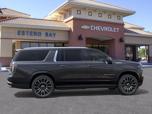 Dark Ash Metallic 2026 Chevrolet Suburban High Country, 4WD
