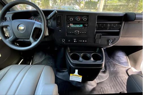 2025 Chevrolet Express 2500 RWD 2500 Regular Wheelbase WT