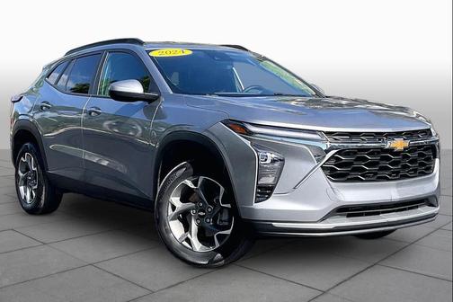 Gray 2024 Chevrolet Trax LT