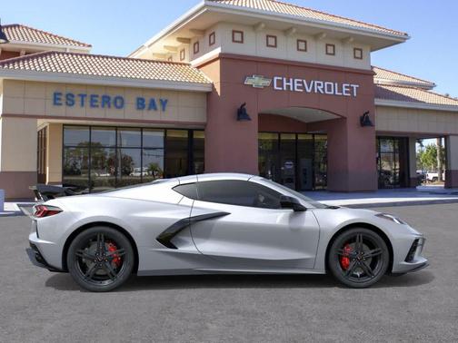 2026 Chevrolet Corvette Stingray w/1LT