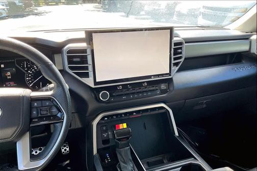 2022 Toyota Tundra SR5