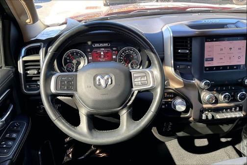 2022 RAM 2500 Laramie Crew Cab 4x4 6'4' Box