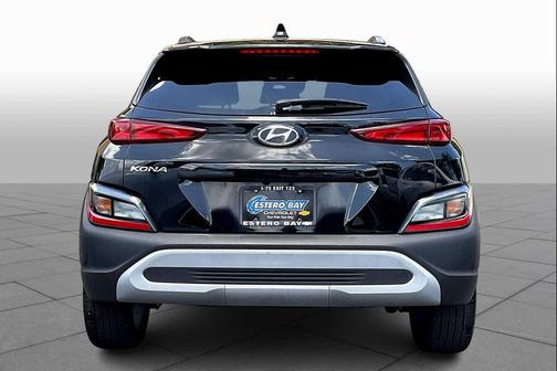 2023 Hyundai KONA SEL