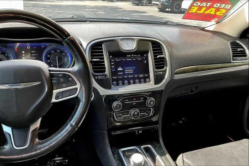 2019 Chrysler 300 Limited