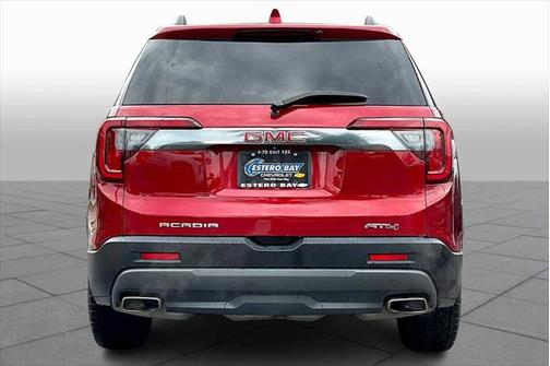 2023 GMC Acadia AWD AT4