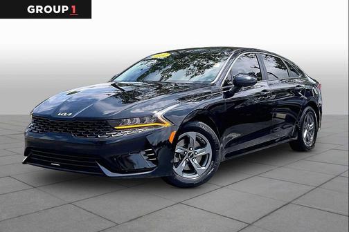 Black 2022 Kia K5 LXS