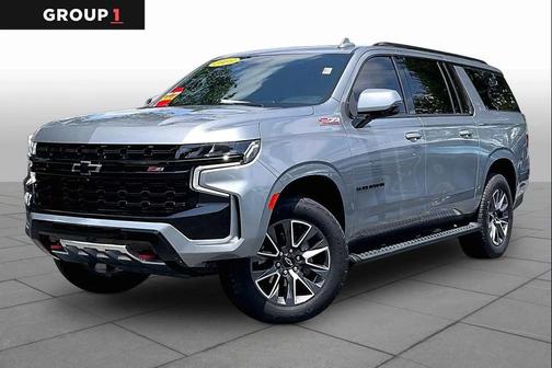 Gray 2023 Chevrolet Suburban 4WD Z71
