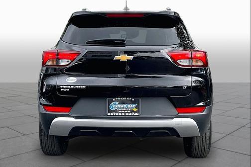 Mosaic Black Metallic 2023 Chevrolet Trailblazer LT