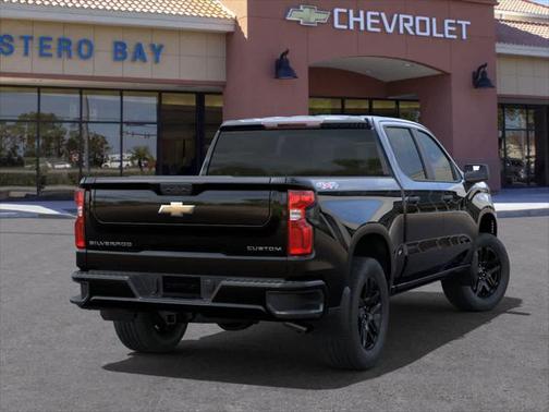 2025 Chevrolet Silverado 1500 Custom