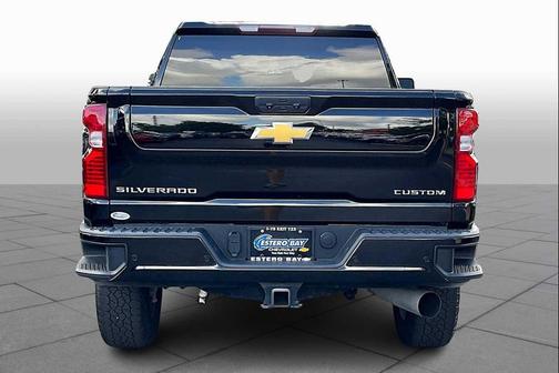 2024 Chevrolet Silverado 2500 Custom