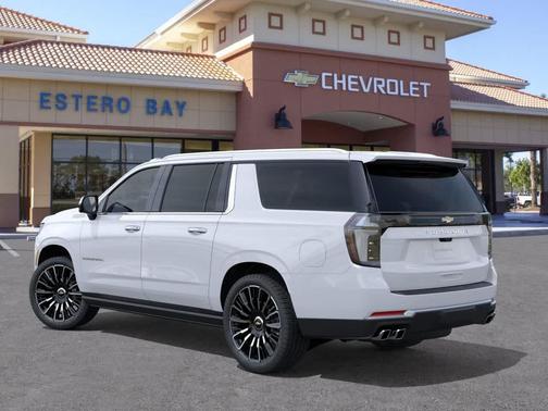 Polar White Tricoat 2026 Chevrolet Suburban High Country, 4WD