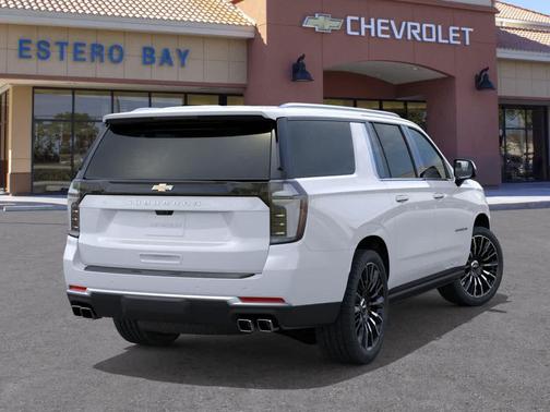 Polar White Tricoat 2026 Chevrolet Suburban High Country, 4WD