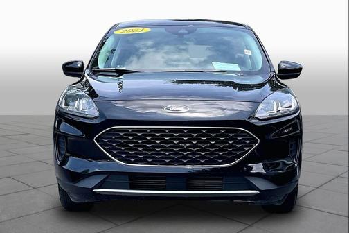 Black 2021 Ford Escape SE