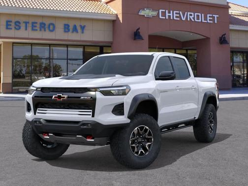 White 2026 Chevrolet Colorado ZR2