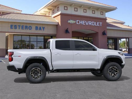 White 2026 Chevrolet Colorado ZR2